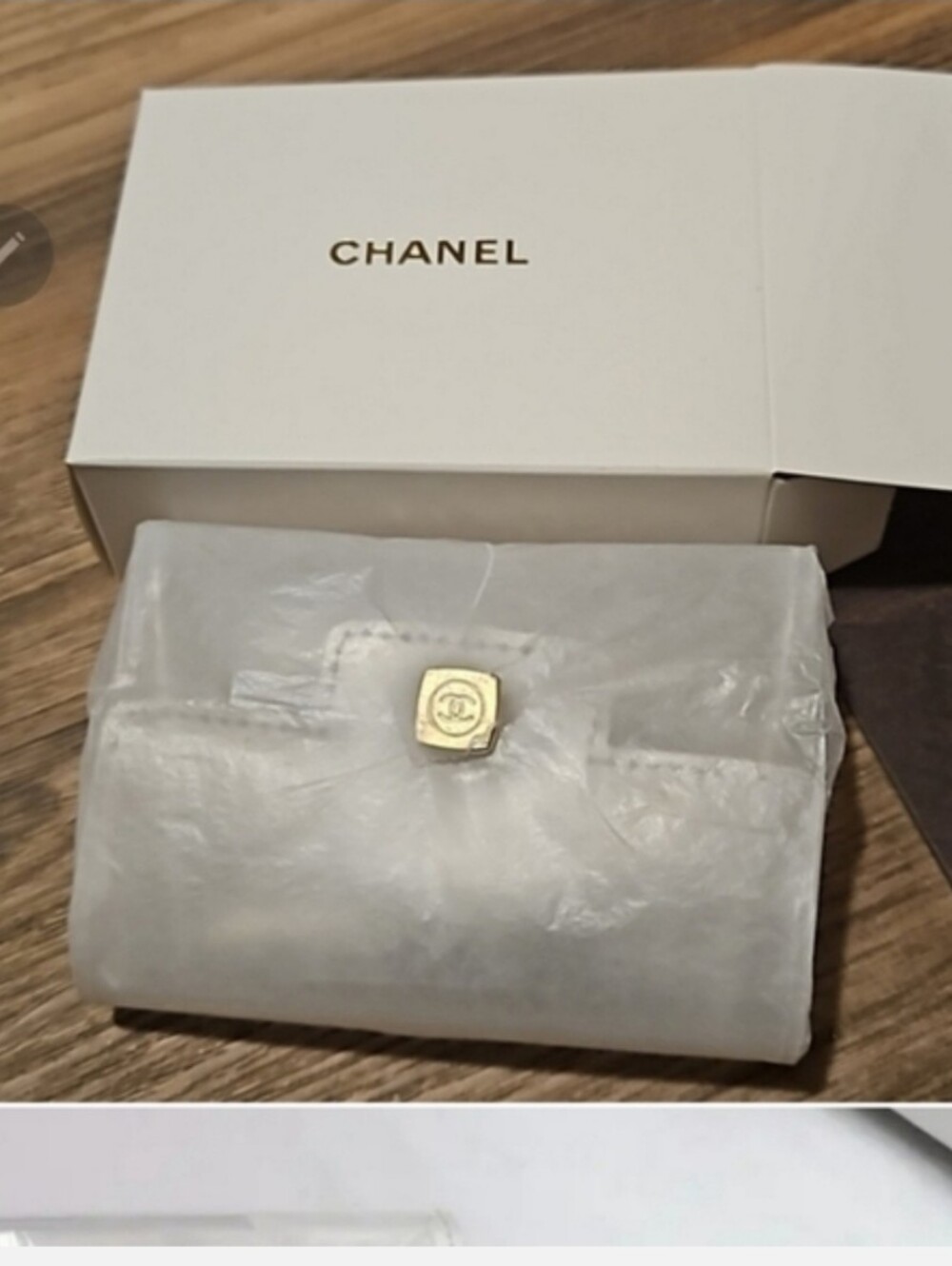 Cosmetic/Makeup Clear Belt Bag;Transparent Cosmetic Pouch with CC Button